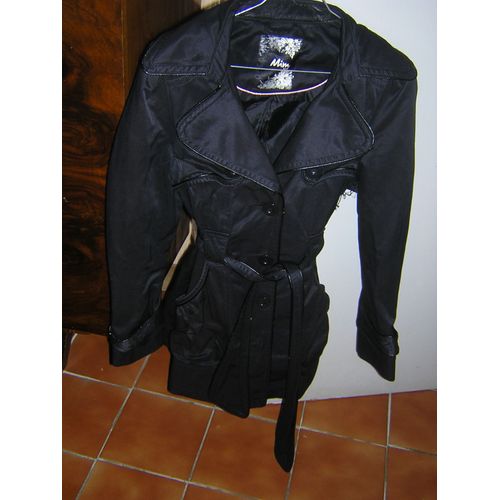 Parka Mim Taille 40 Polyester 51% Coton 49% Doublure 100% Polyester.