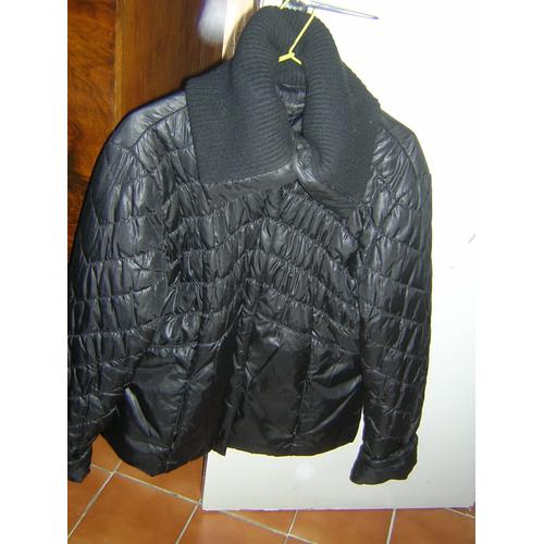 Parka Sinéquanone Taille 2 Polyester 100% Doublure 100% Polyester Garnissage 100% Polyester.