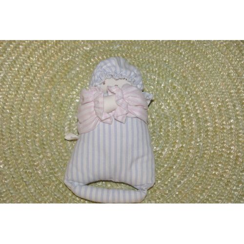 Doudou Hochet Poupée