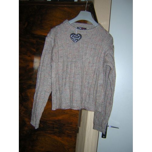 Pull Miss American City Taille M/L 96% Acrylique 4% Coton.
