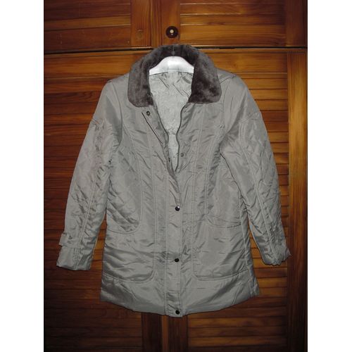 Parka Anne De Lancay ,Col Fausse Fourrure ,De Couleur Gris ,Taille 38-40 .