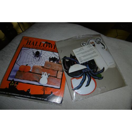 paquet de 4 motifs à suspendre HALLOWEEN HONEY COMB