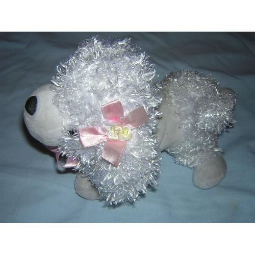 Peluche Chienne Maxita 34 Cm.