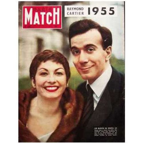Paris Match 302 Zizi Jeanmaire & Roland Petit Couverture + 4p / Marcel Ayme 11p / Le Canal Du Suez 2p / L'himalaya 2p / Juliette Greco & Philippe Lemaire 1p / Madeleine Robinson 1/2p / Ali Khan 1p / Onassis 1p / Gina Lollobrigida 2p /  302