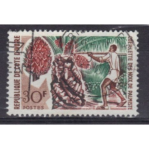 Cote D'ivoire : Cueillette Des Noix De Palmiste - Timbre Oblitéré