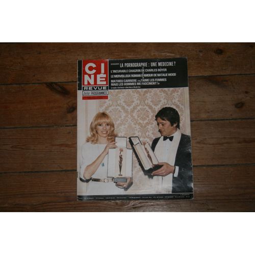 Cine Revue Natalie Wood 5p/ Georges Geret 2p/ Audrey Hepburn Sean Connery 1p/ Nelson Eddy 4p/ Charles Boyer 3p/ Alain Delon & Mireille Darc 2p/ Mathieu Carriere 4p/ Marie Laforet 1p/ Jeanne Moreau 1p/  5
