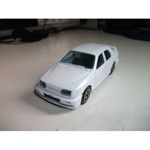 Ford Sierra-Bburago