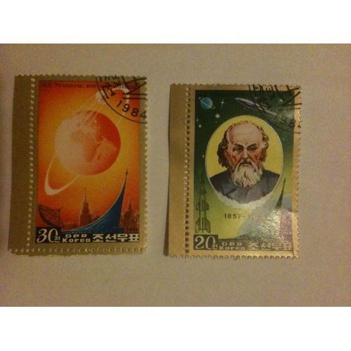 Lot De Deux Timbres Espace Corée Du Nord 1984