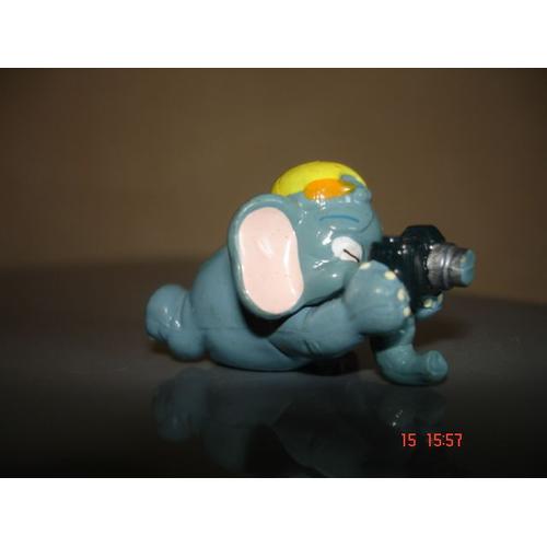 Kinder Surprise Elephant Photographe