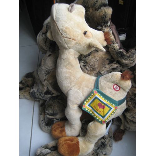 Grande Peluche Parlante Dromadaire Dubai Humphrey 46 Cm