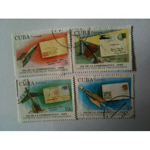 Lot De 4 Timbres Jour Des Cosmonautes 1989
