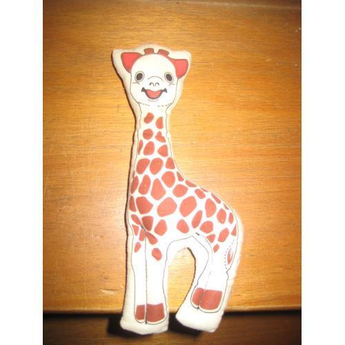 Doudou Sophie la girafe avec accroche tétine - Neuf