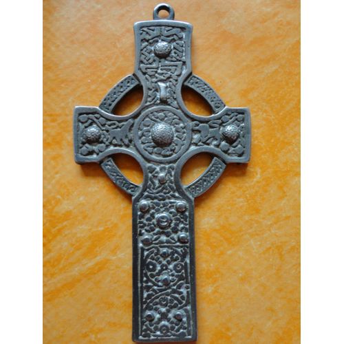 Insigne Pendentif Celte