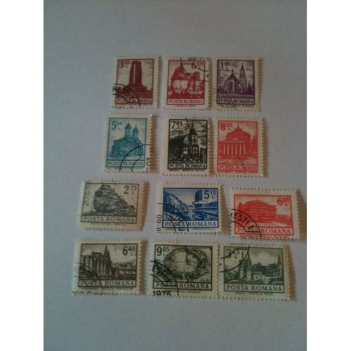 Lot De 12 Petits Timbres Monuments Roumanie
