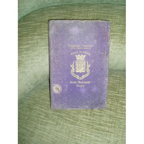 Nouvelles Et Souvenirs