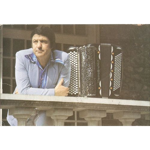 Carte Postale 10x15cm Dédicacée Bruno Lorenzoni Accordéon , Disques Carrere , Autographe Au Verso Voir Scan