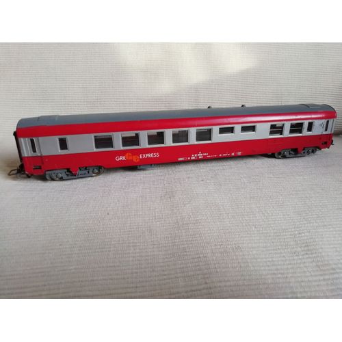 Wagon Voyageur N° 20 Ho 1/87 ( Made In France )-Jouef