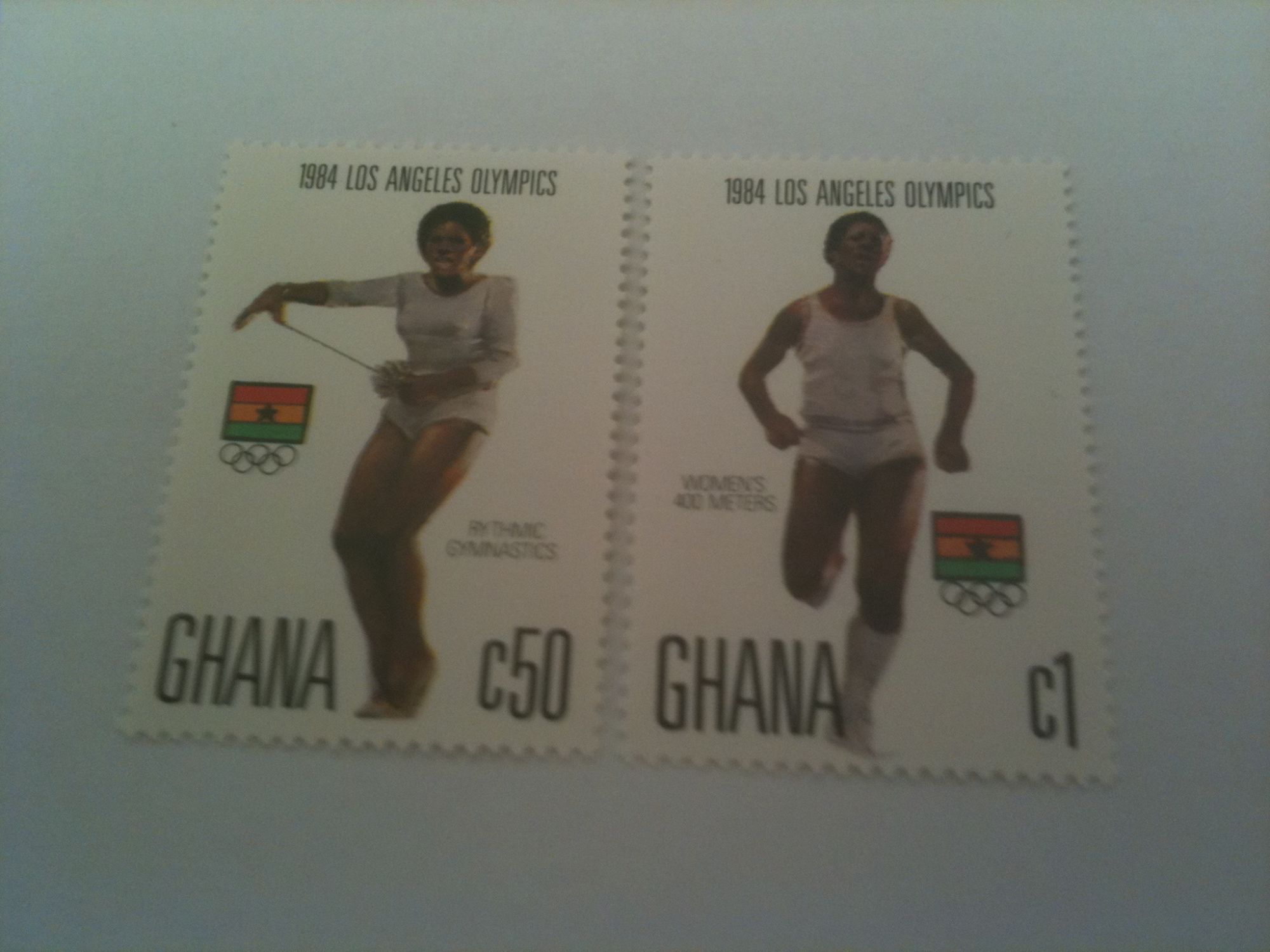 Lot De Deux Timbres Jeux Olympiques Los Angeles 1984 Ghana