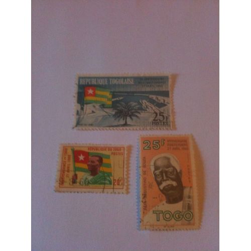 Lot De 3 Timbres Commémoratifs Indépendance Du Togo