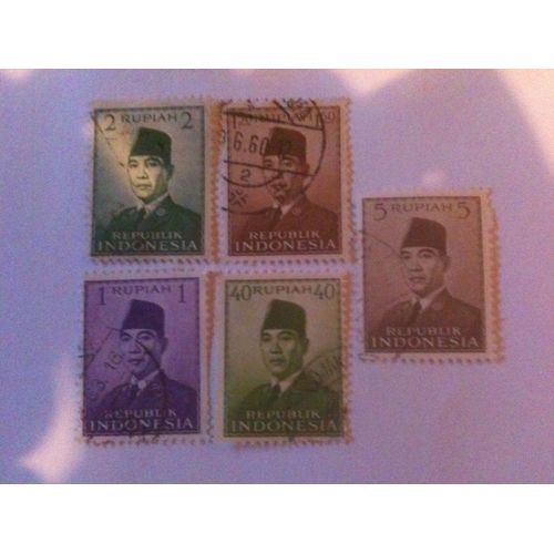Lot De 5 Timbres Homme Politique Indonésie
