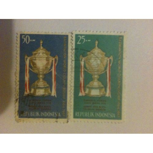 Lot De 2 Timbres Championnat Du Monde De Badminton 1964 Indonésie