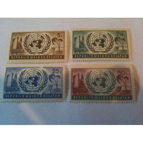 Lot De 4 Timbres Paix Justice Et Sécurité République Malaku Selatan (République Des Mollusques Du Sud)