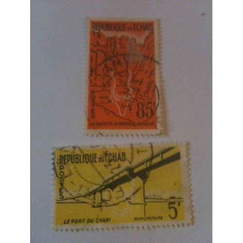 Lot De Deux Timbres Géographie Tchad