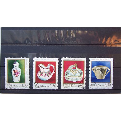 Série 4 Timbres Art Porcelaine Pologne