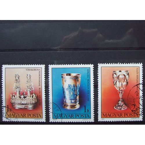 Série  3 Timbres Art Orfévrerie Hongrie