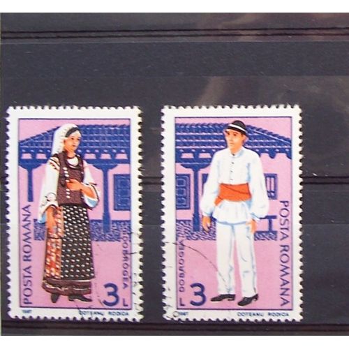 Série 2  Timbres Costumes 1987 Roumanie