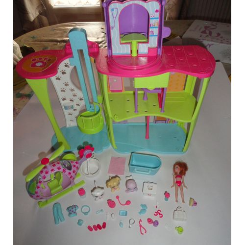 Clinique Vétérinaire Polly Pocket Avec 1 Clinique + 1 Hélicoptère + 1 Polly + 5 Animaux Et Environ 28 Acessoires Divers