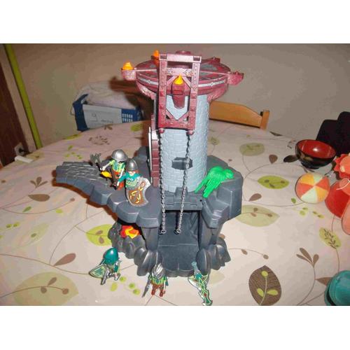Playmobil Chateau Du Dragon Vert  + Persos