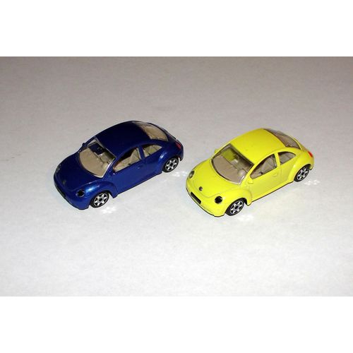 New Beetle Burago 2 Voitures 1.43 Eme-Bburago