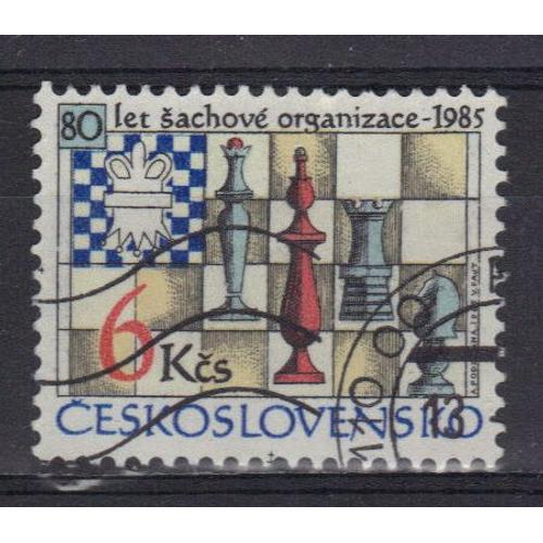 Tchecoslovaquie 1985 : 80è Anniversaire De La Fédération Tchèque D'échecs : Echiquier, Pièces Et Emblème - Timbre Oblitéré