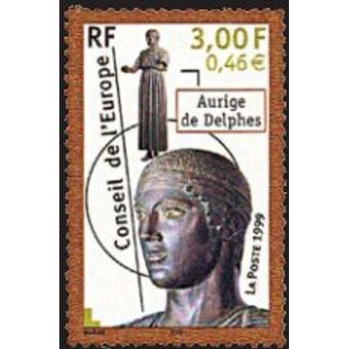 Statut De Bronze De L'aurige De Delphes