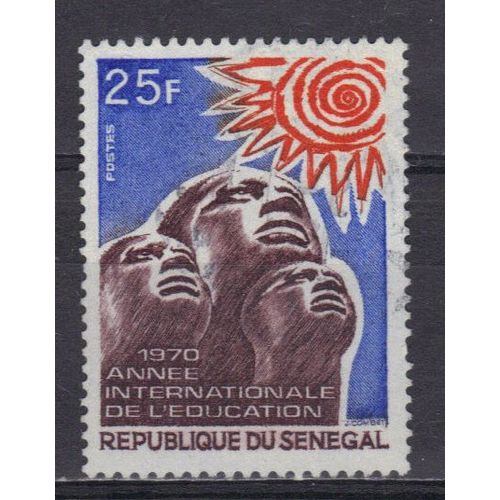 Senegal 1970 :  Année Internationale De L'education - Timbre Oblitéré