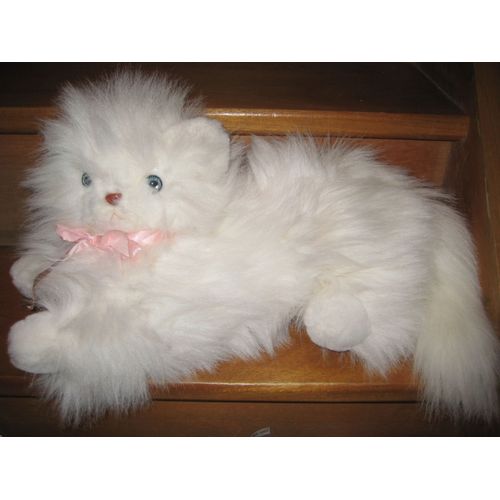 Peluche Doudou Chat Persan Yeux Bleus Wwf 40 Cm