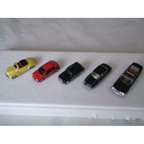 Vend  Voitures Miniatures Au 1/87-Universal Hobbies