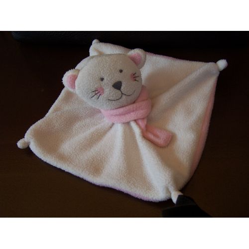 Doudou Plat Chat Blanc Et Rose Echarpe Sergei Socks Auchan