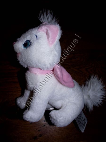 Doudou Peluche Chat Assis Marie Disney Store Blanc Noeud Rose Sur Le Dos 17 Cm Rakuten