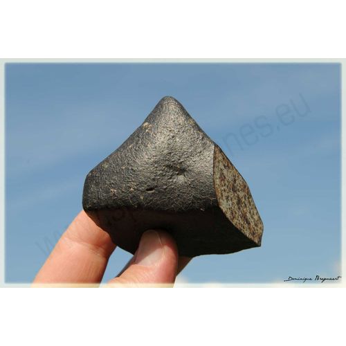 Météorite Nwa 6127 - Chondrite L6 De 322 Gr.