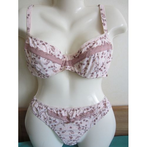 Ensemble Soutien Gorge 95 D + String 42