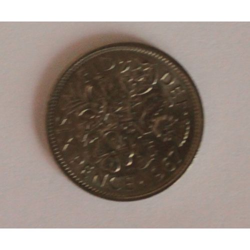Pièce Royaume Uni 1967 6 Pence Elizabeth Ii (1ère Effigie, Sans "Britt:Omn:") Cupronickel  2,83 G  Ø 19,28 Mm - Km# 903