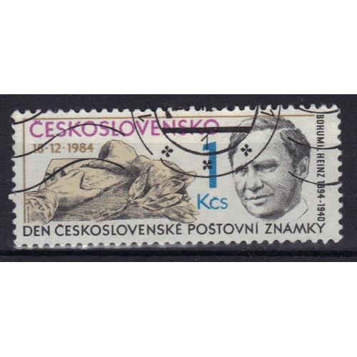 Tchecoslovaquie 1984 : Journée Du Timbre : Portrait Du Graveur Bohumil Heinz (1894-1940) Et Mains Gravant Un Timbre - Timbre Oblitéré