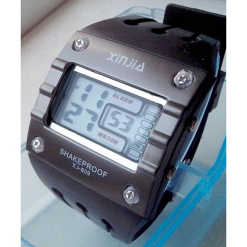 Digital Watch Xj: Montre Design Tendance - Alarme, Chronomètre... Boitier (39x37mm) Noir Carbone - Bracelet Silicone Noir
