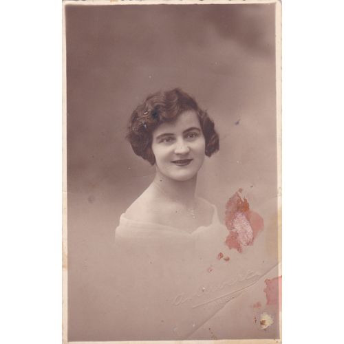 Carte Ancienne   Buste De Jeune Fille