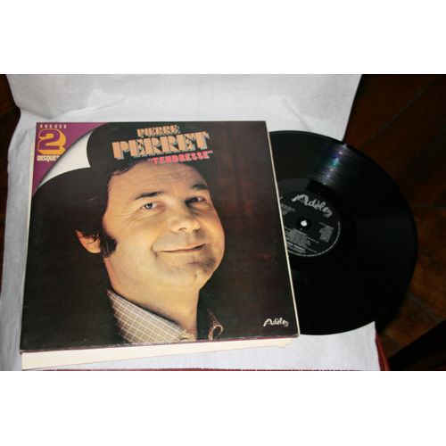 Lot 4 Vinyles 33 Tours Pierre Perret Tendresse  2 Disques Mon P¿Tit Loup Papa Maman  Ma Nouvelle Adresse Les Enfants Foutez Leur La Paix  Lily   Adèle