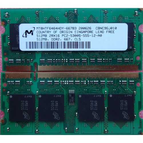 MICRO TECNOLOGY - Mémoire SO DIMM - 1Go (2 X 512Mo) - DDR2 - PC2-5300S - CL5 - 200 Broches