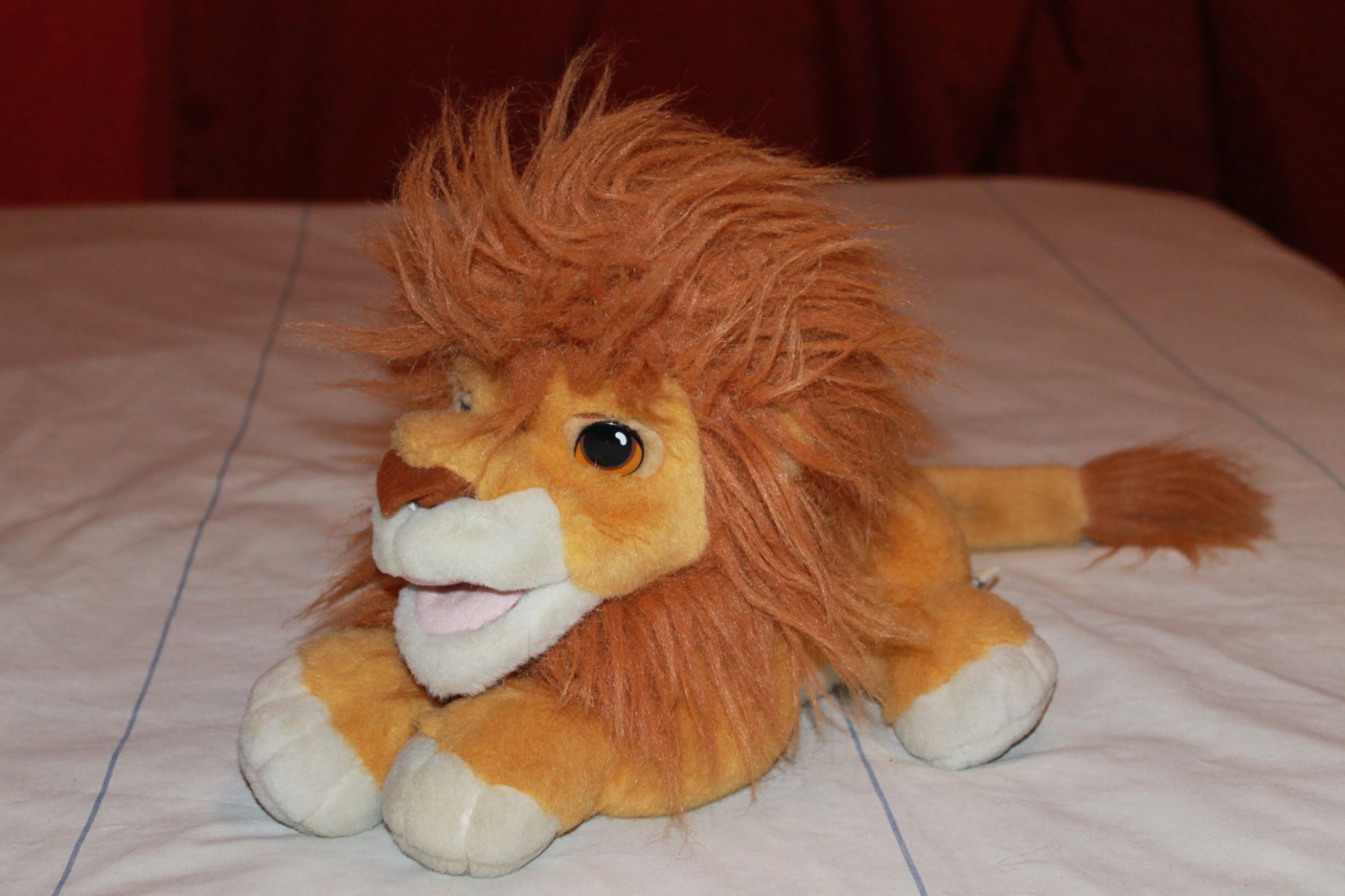 Peluche Rugissante Simba Le Roi Lion Disney 20 Cm