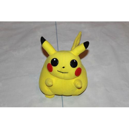 Peluche Pokémon Pikachu 18 Cm